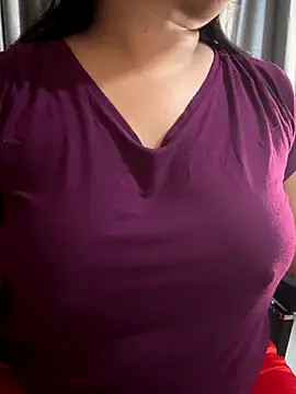 Snapshot of Maggi-is-back chatting on 11/03/25, 02:24 Maggi-is-back online show from 11/03/25, 02:24