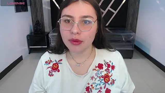 VictoriaGonzalez ch online show from 09/10/25, 04:07