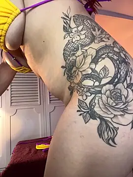 EmmaaCastro online show from 07/28/26, 04:39