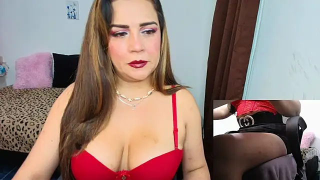 Paulina-Becerraa online show from 07/03/26, 05:03