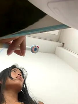 vanesa51 online show from 11/07/25, 09:37