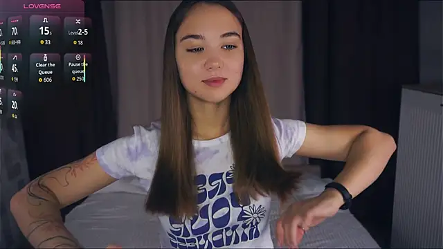 KayleenCurtis online show from 11/07/25, 05:18