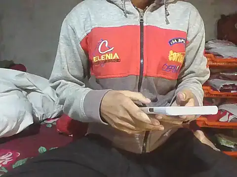 mala2580 online show from 11/24/25, 04:40