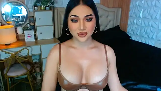 ValeriaHelaby online show from 10/09/25, 04:10