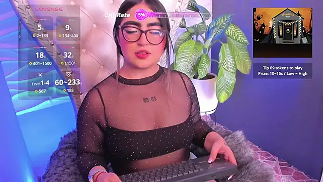 April  foxx online show from 10/16/25, 02:40