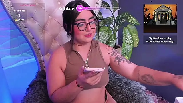 April  foxx online show from 10/20/25, 04:18