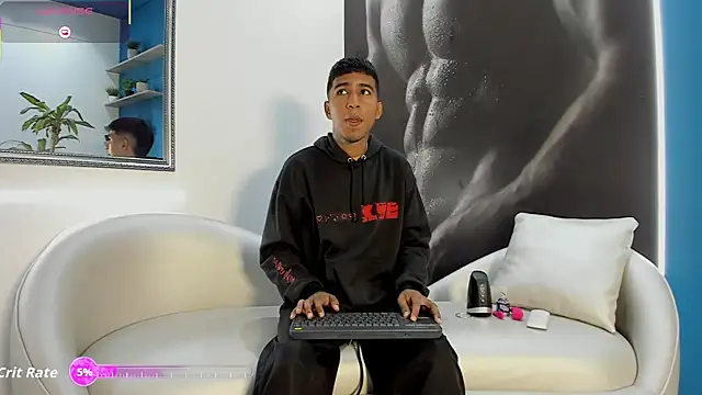 Snapshot of ender_h0t chatting on 11/11/25, 01:55 ender h0t online show from 11/11/25, 01:55