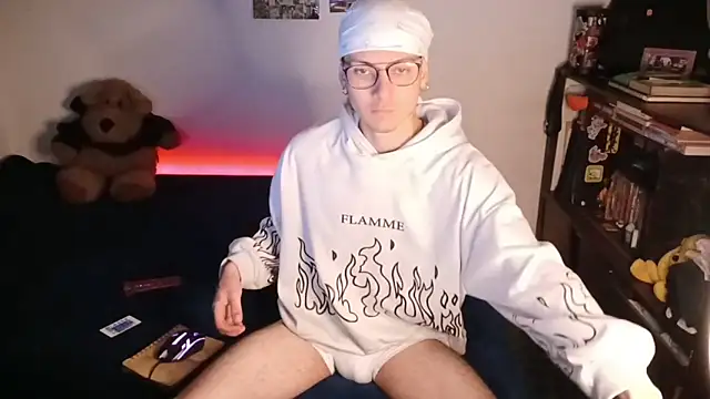 Dioniso guy8 online show from 10/09/25, 03:37