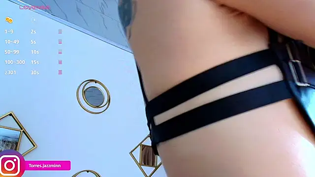 Snapshot of Jazmintorress chatting on 09/12/25, 01:11 Jazmintorress online show from 09/12/25, 01:11