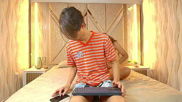 Snapshot of Couplex_xxx chatting on 09/26/25, 01:31 Couplex xxx online show from 09/26/25, 01:31