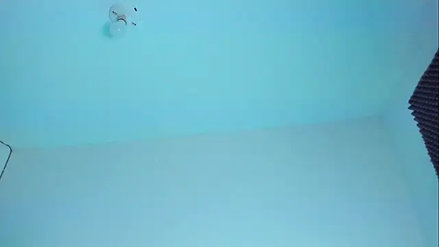 Snapshot of Ellope_ chatting on 10/26/25, 11:09 Ellope online show from 10/26/25, 11:09