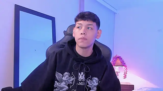 zeus blaze online show from 09/15/25, 11:54