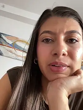 Snapshot of Lenapink19 chatting on 10/11/25, 04:16 Lenapink19 online show from 10/11/25, 04:16