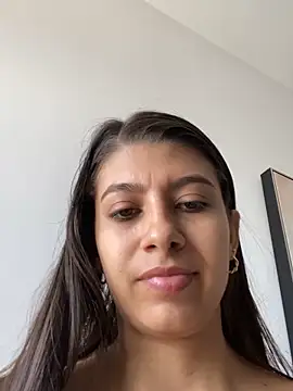 Snapshot of Lenapink19 chatting on 10/16/25, 04:41 Lenapink19 online show from 10/16/25, 04:41