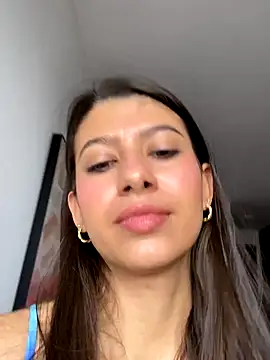 Snapshot of Lenapink19 chatting on 10/19/25, 03:34 Lenapink19 online show from 10/19/25, 03:34