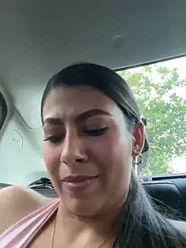 Snapshot of Lenapink19 chatting on 11/05/25, 09:59 Lenapink19 online show from 11/05/25, 09:59