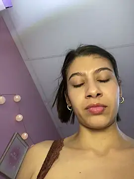 Lenapink19 online show from 05/06/26, 10:26