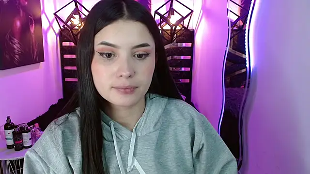 Natalie loffreda online show from 06/05/26, 08:03