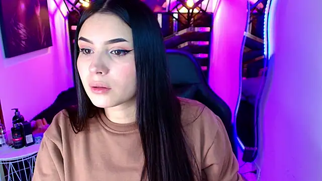 Natalie loffreda online show from 06/10/26, 07:57