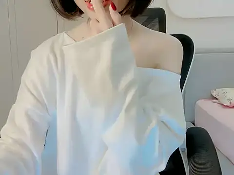 ggLovee online show from 10/08/25, 11:19