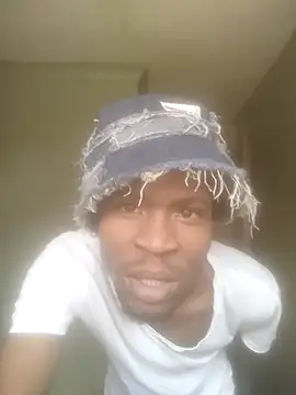 Snapshot of broskies777 chatting on 11/09/25, 08:56 broskies777 online show from 11/09/25, 08:56