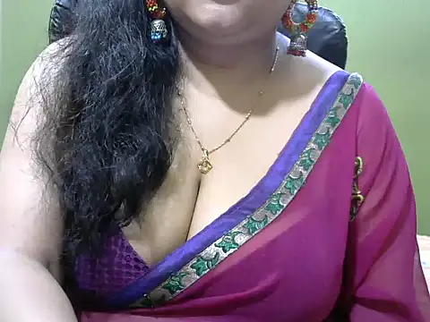 Snapshot of Big_Boobsindian chatting on 09/12/25, 11:54 Big Boobsindian online show from 09/12/25, 11:54