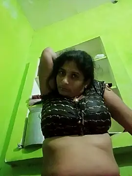Hot-piuy online show from 09/10/25, 08:20