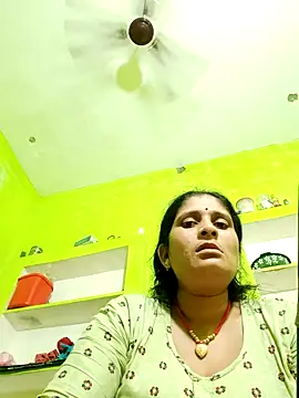 Hot-piuy online show from 09/19/25, 05:46