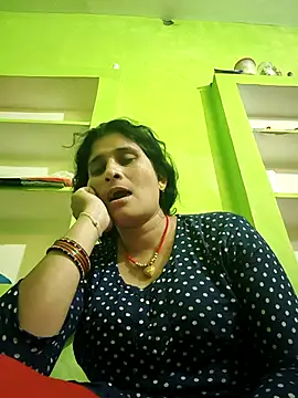 Hot-piuy online show from 09/23/25, 05:21