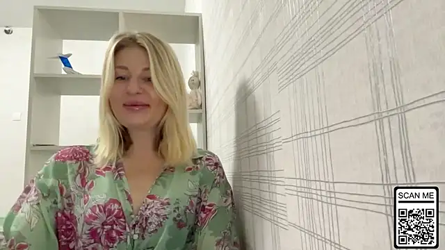 Blondie xoxoxo online show from 10/16/25, 06:03