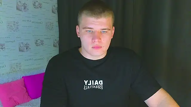 kittenmurr online show from 09/26/25, 11:31