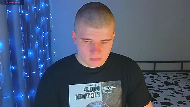 kittenmurr online show from 12/01/25, 09:36