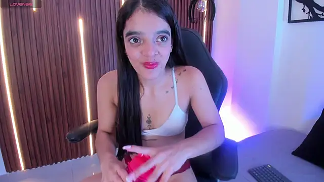Sophia Blazee online show from 10/01/25, 07:42