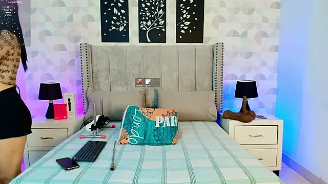 natasha moreno online show from 05/22/26, 12:22