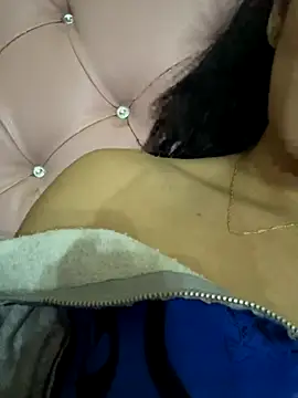 Snapshot of jenn_fit chatting on 11/24/25, 10:15 jenn fit online show from 11/24/25, 10:15