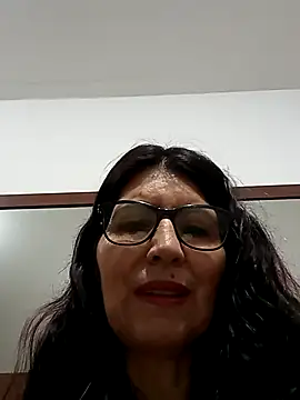 swity foster online show from 10/17/25, 08:39