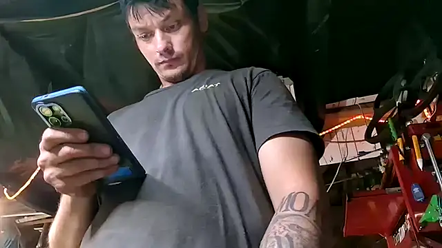 twistafatpipe online show from 09/16/25, 07:26