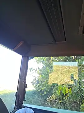 twistafatpipe online show from 10/24/25, 04:36