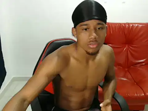 Dante starhot online show from 10/12/25, 12:42