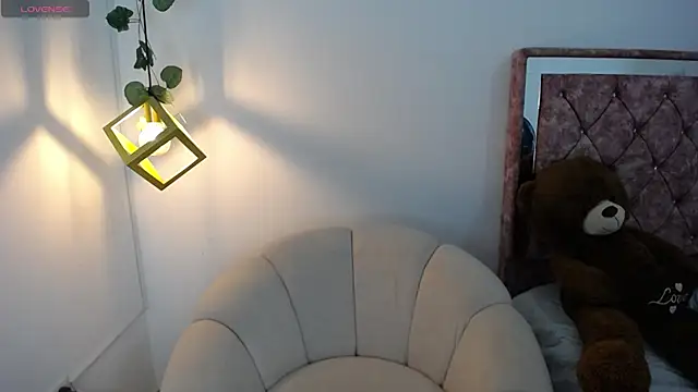 amaranta rouse online show from 09/18/25, 10:39