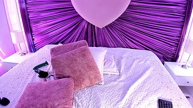 amaranta rouse online show from 10/07/25, 03:25