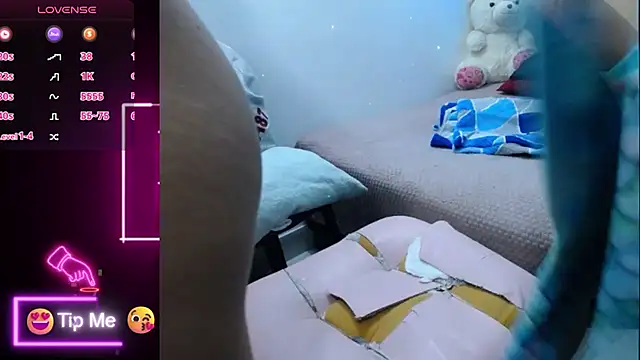 Papi Mami Live online show from 09/27/25, 01:43