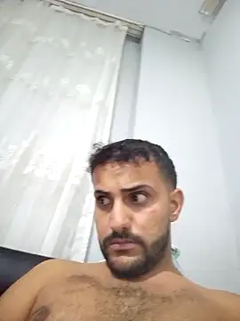 Snapshot of Muratcan33 chatting on 09/30/25, 11:10 Muratcan33 online show from 09/30/25, 11:10