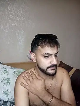 Snapshot of Muratcan33 chatting on 10/24/25, 05:53 Muratcan33 online show from 10/24/25, 05:53