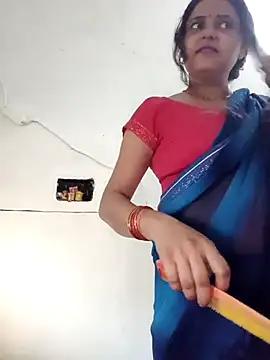 Snapshot of Resmi_Nair_Cpl chatting on 09/10/25, 01:27 Resmi Nair Cpl online show from 09/10/25, 01:27