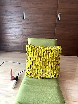 natsumi NTR TV online show from 10/15/25, 04:56