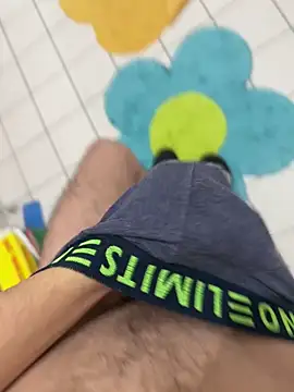 Snapshot of Dicksxd chatting on 09/14/25, 07:07 Dicksxd online show from 09/14/25, 07:07