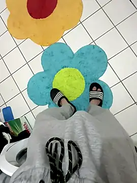 Snapshot of Dicksxd chatting on 09/15/25, 05:51 Dicksxd online show from 09/15/25, 05:51