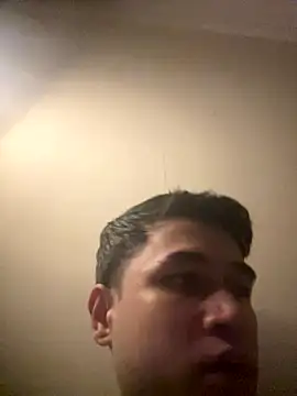 Snapshot of Samsamo999 chatting on 10/20/25, 10:21 Samsamo999 online show from 10/20/25, 10:21