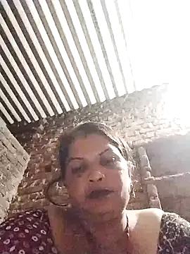 Snapshot of Bhavna_hot chatting on 09/13/25, 05:02 Bhavna hot online show from 09/13/25, 05:02